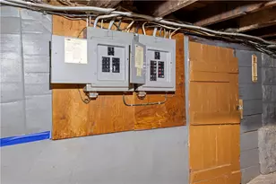 147 Warwick St, Woonsocket, RI 02895 - Photo 30