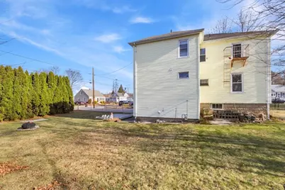 147 Warwick Street, Woonsocket, RI 02895 - Photo 38