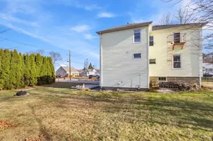 147 Warwick St, Woonsocket, RI 02895 - Photo 38