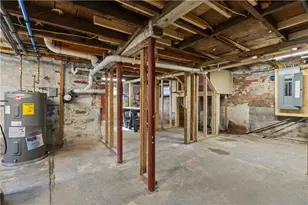 28 Manchester St, Warwick, RI 02888 - Photo 24