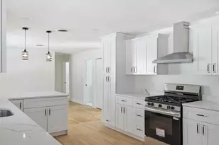 46 Circledale Dr, Cumberland, RI 02864 - Photo 8