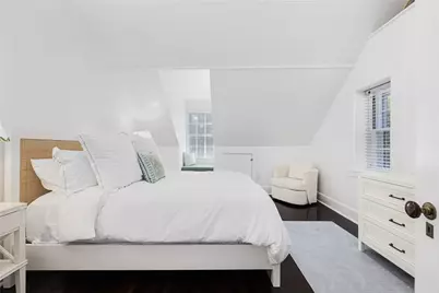 8 Brenton Road #3, Newport, RI 02840 - Photo 2