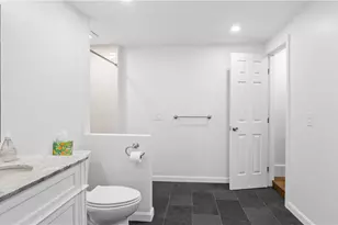 82 Primrose Dr, Warwick, RI 02818 - Photo 24