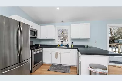 82 Primrose Drive, Warwick, RI 02818 - Photo 6