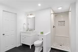 82 Primrose Dr, Warwick, RI 02818 - Photo 26