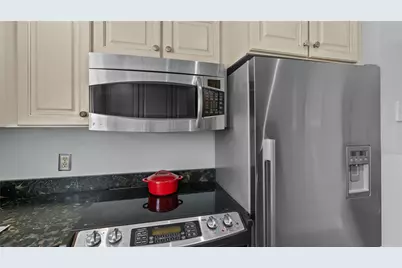 492 Thames Street #4, Newport, RI 02840 - Photo 14