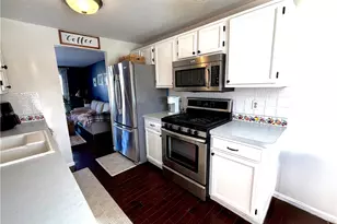 200 Heroux Blvd, Cumberland, RI 02864 - Photo 8