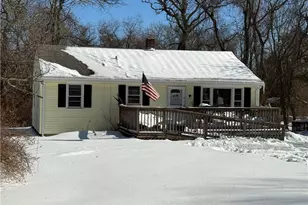1255 S Rd, South Kingstown, RI 02879 - Photo 2
