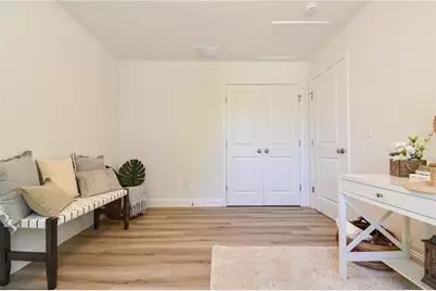 107 Coburn Street, Warwick, RI 02889 - Photo 20