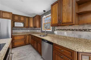 44 Burlingame Rd, West Warwick, RI 02893 - Photo 4