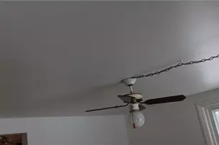 5 Barre Ct, Warwick, RI 02886 - Photo 10