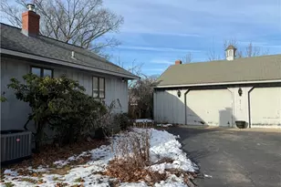 27 Shean St, Cranston, RI 02920 - Photo 4