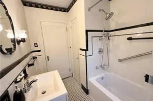 27 Shean St, Cranston, RI 02920 - Photo 12