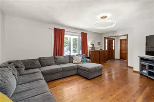 111 Wood Cove Dr, Coventry, RI 02816 - Photo 4