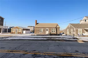 1138 Succotash Rd, Narragansett, RI 02882 - Photo 8