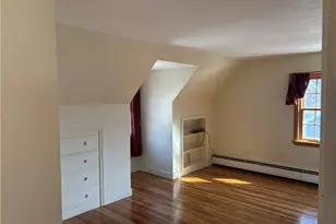 10 Jesse Davis Ln, Barrington, RI 02806 - Photo 8