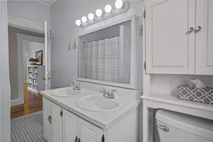 84 Enfield Ave, Providence, RI 02908 - Photo 28