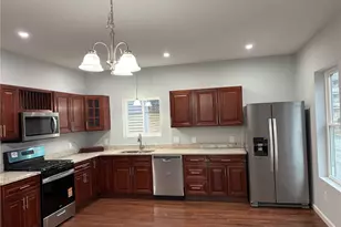 184 Avenue C, Woonsocket, RI 02895 - Photo 2