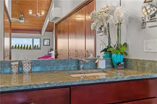 10 Oceanview Dr, Middletown, RI 02842 - Photo 34