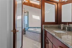 10 Oceanview Dr, Middletown, RI 02842 - Photo 36