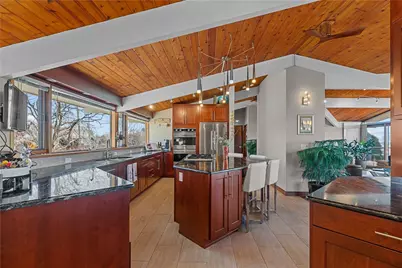 10 Ocean View Drive, Middletown, RI 02842 - Photo 14