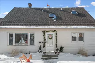 11 O Donnell Rd, Middletown, RI 02842 - Photo 4