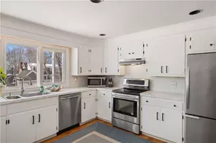 11 O Donnell Rd, Middletown, RI 02842 - Photo 14