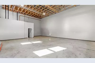 300 Coddington Highway #206, Middletown, RI 02842 - Photo 10