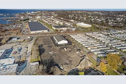 300 Coddington Highway #207, Middletown, RI 02842 - Photo 14