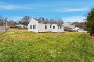 461 River Rd, Lincoln, RI 02865 - Photo 34