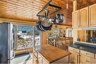 585 Meadow View Avenue, Warwick, RI 02889 - Photo 4