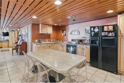 585 Meadow View Avenue, Warwick, RI 02889 - Photo 14