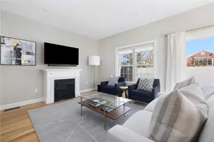 25 Franklin Rd, East Greenwich, RI 02818 - Photo 10