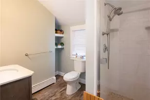 391 Aquidneck Ave, Middletown, RI 02842 - Photo 8