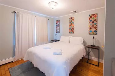 393 Aquidneck Avenue, Middletown, RI 02842 - Photo 8