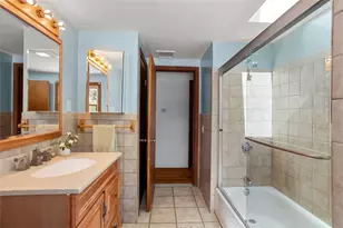 26 Roosevelt Dr, Bristol, RI 02809 - Photo 46