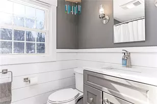 170 Medford St, Warwick, RI 02889 - Photo 34