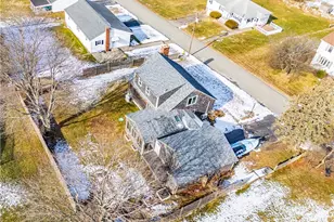 25 Mathew Rd, Tiverton, RI 02878 - Photo 12