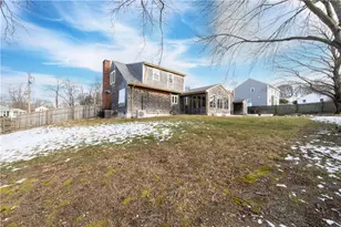 25 Mathew Rd, Tiverton, RI 02878 - Photo 6