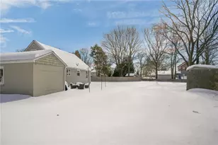 44 Westbrook Rd, Warwick, RI 02886 - Photo 44