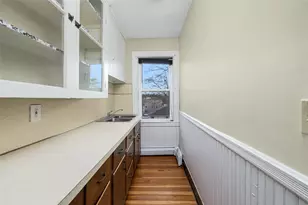 54 Randall St, Cranston, RI 02920 - Photo 22