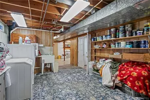 25 Janet Dr, Cranston, RI 02921 - Photo 38