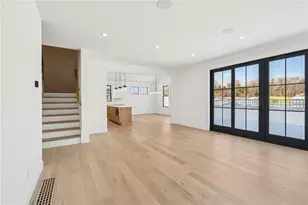 5 Lookout Ln, Portsmouth, RI 02871 - Photo 10