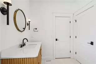 5 Lookout Ln, Portsmouth, RI 02871 - Photo 12