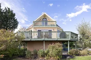 7 Elgin St, Warwick, RI 02889 - Photo 1