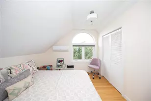 7 Elgin St, Warwick, RI 02889 - Photo 24