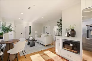 85 Bayview Ave, Bristol, RI 02809 - Photo 2