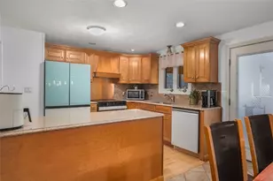 3 Vineland Ave, North Providence, RI 02911 - Photo 20