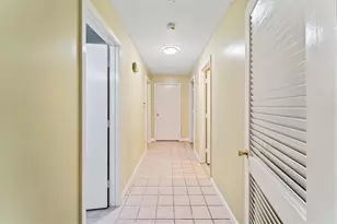 325 Northup St, Cranston, RI 02905 - Photo 24