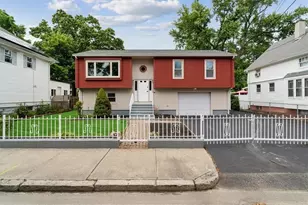 325 Northup St, Cranston, RI 02905 - Photo 2